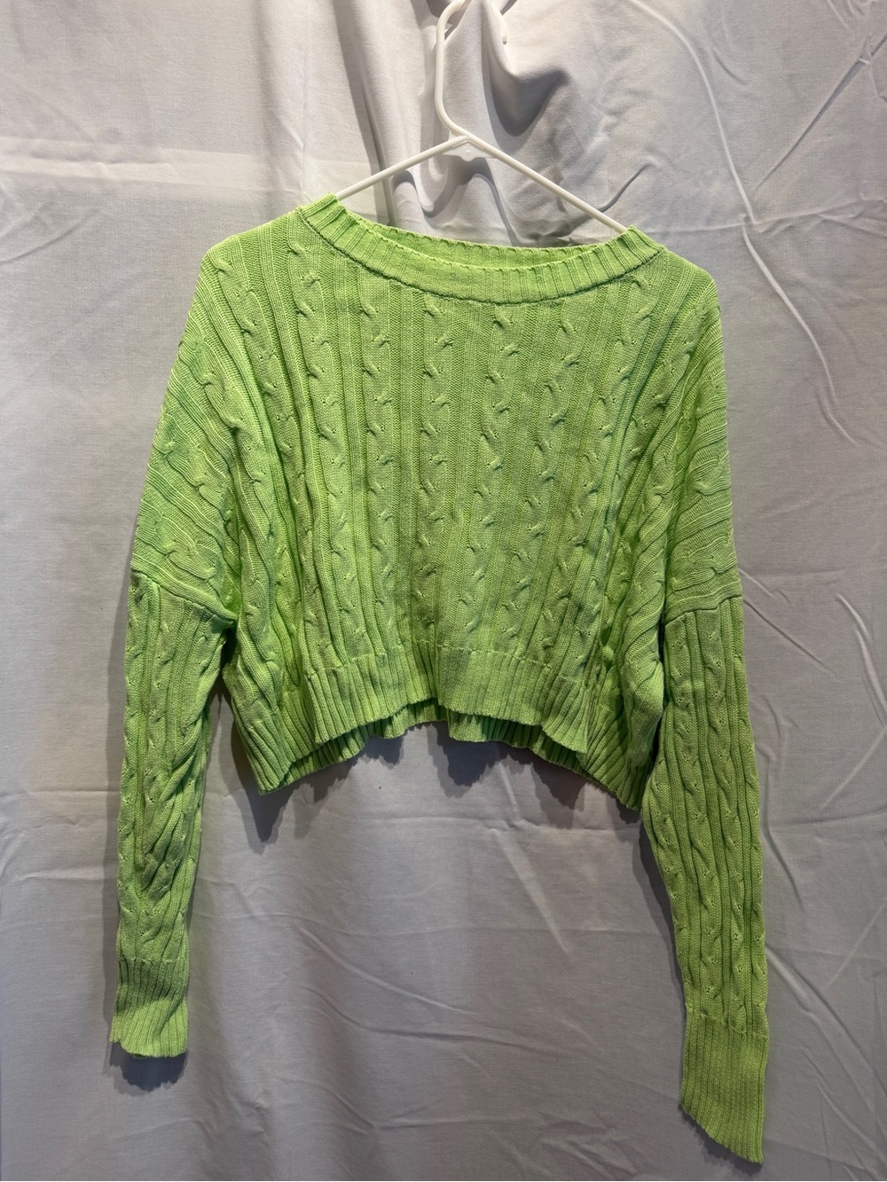 Adika Cropped Cable Knit Sweater - Lime Green